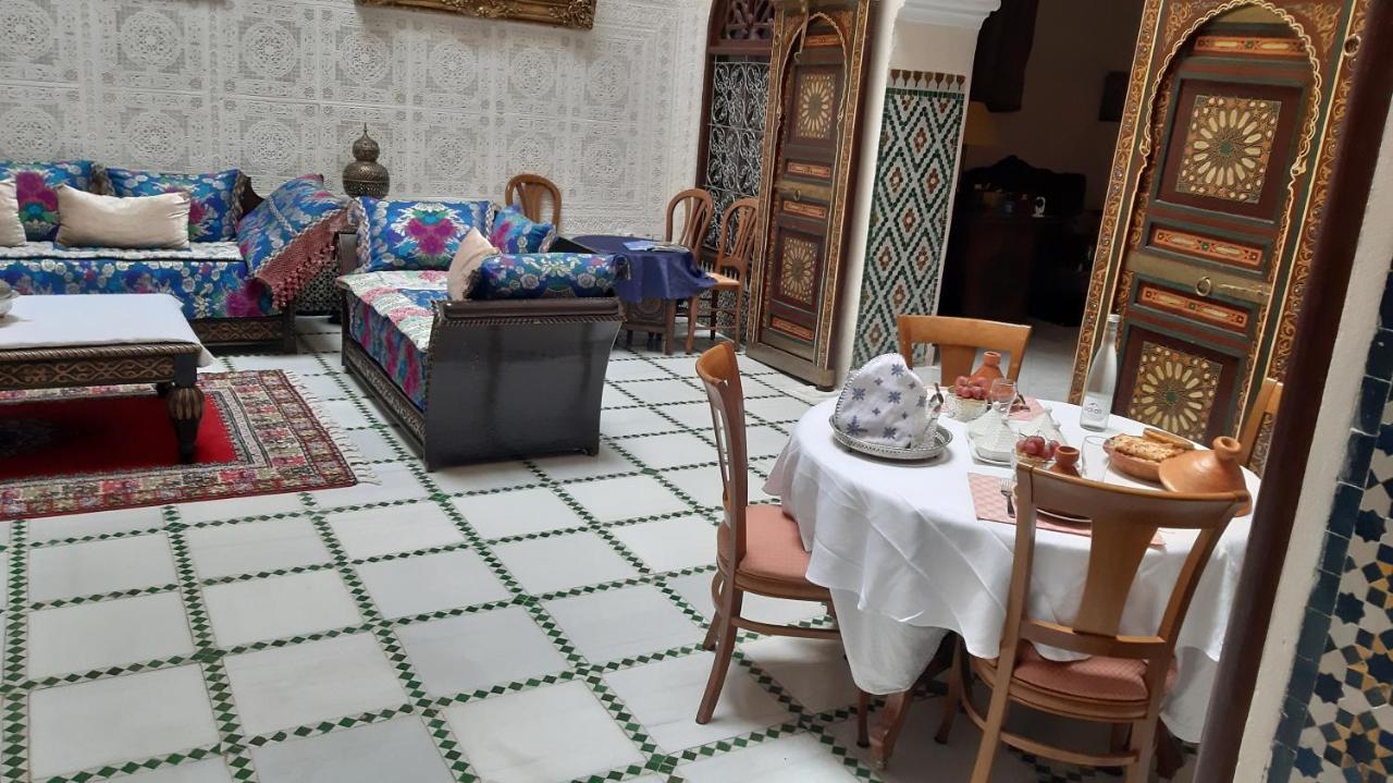 Riad Alkatib Meknesz Kültér fotó